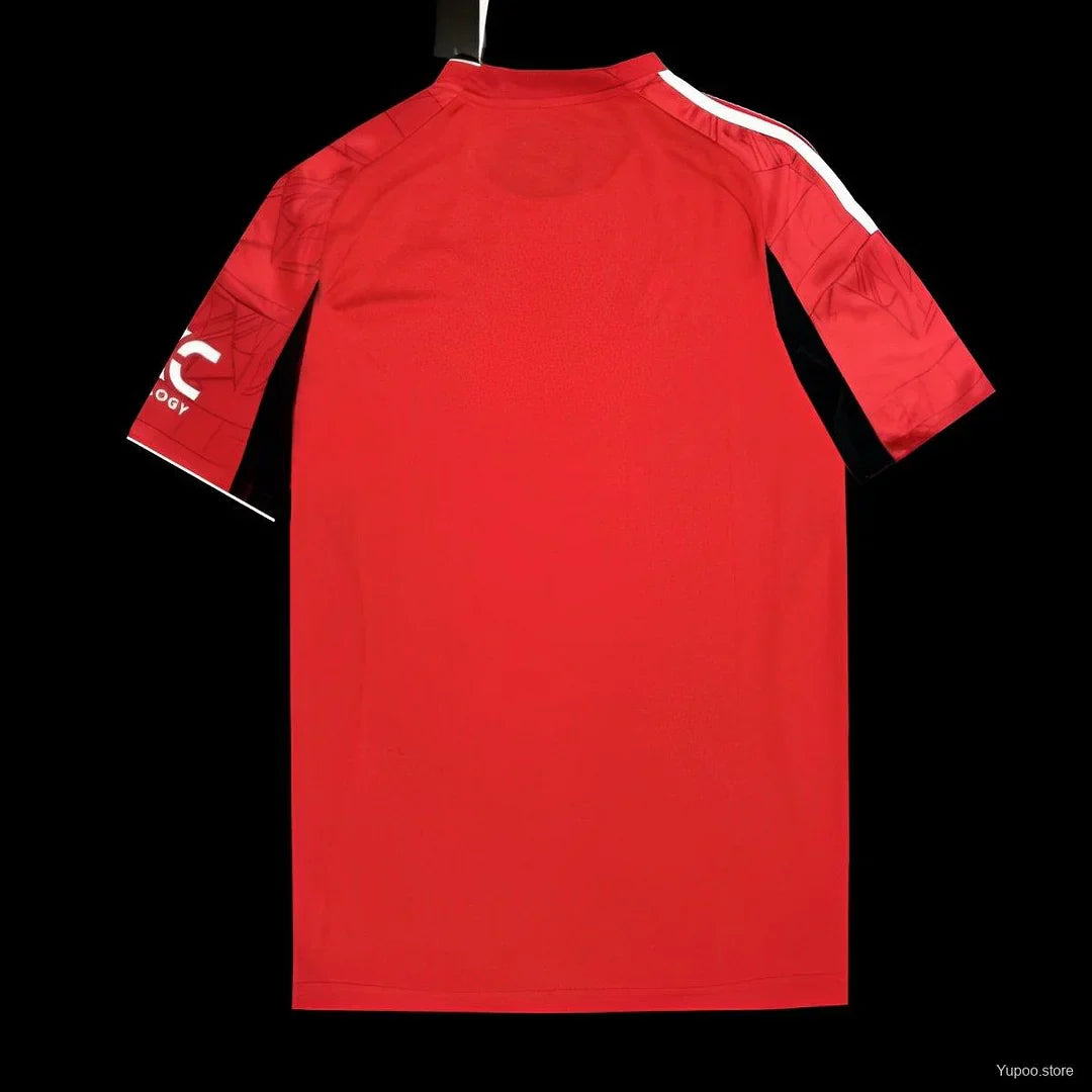 2025-2026-manchester-united-home-jersey - front view