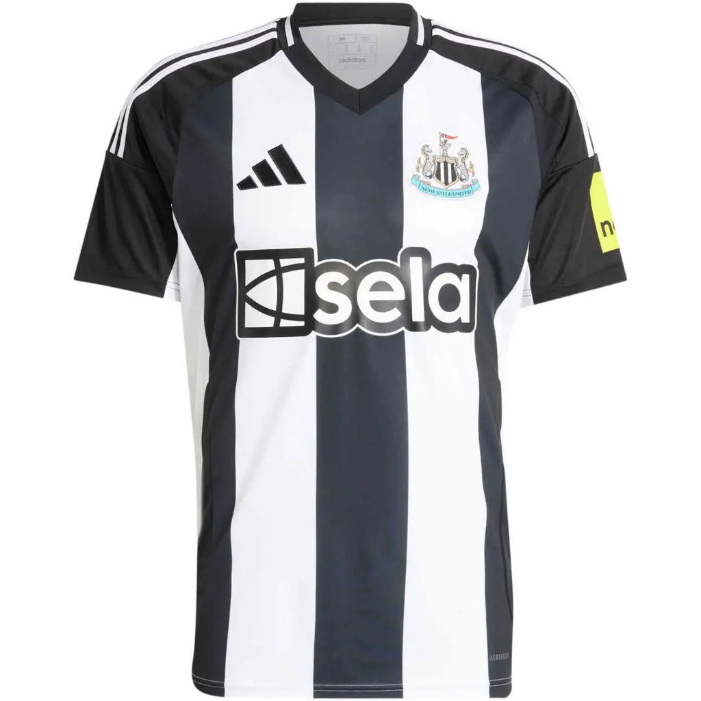 football-mystery-box-1-of-kits-in-photos - front view